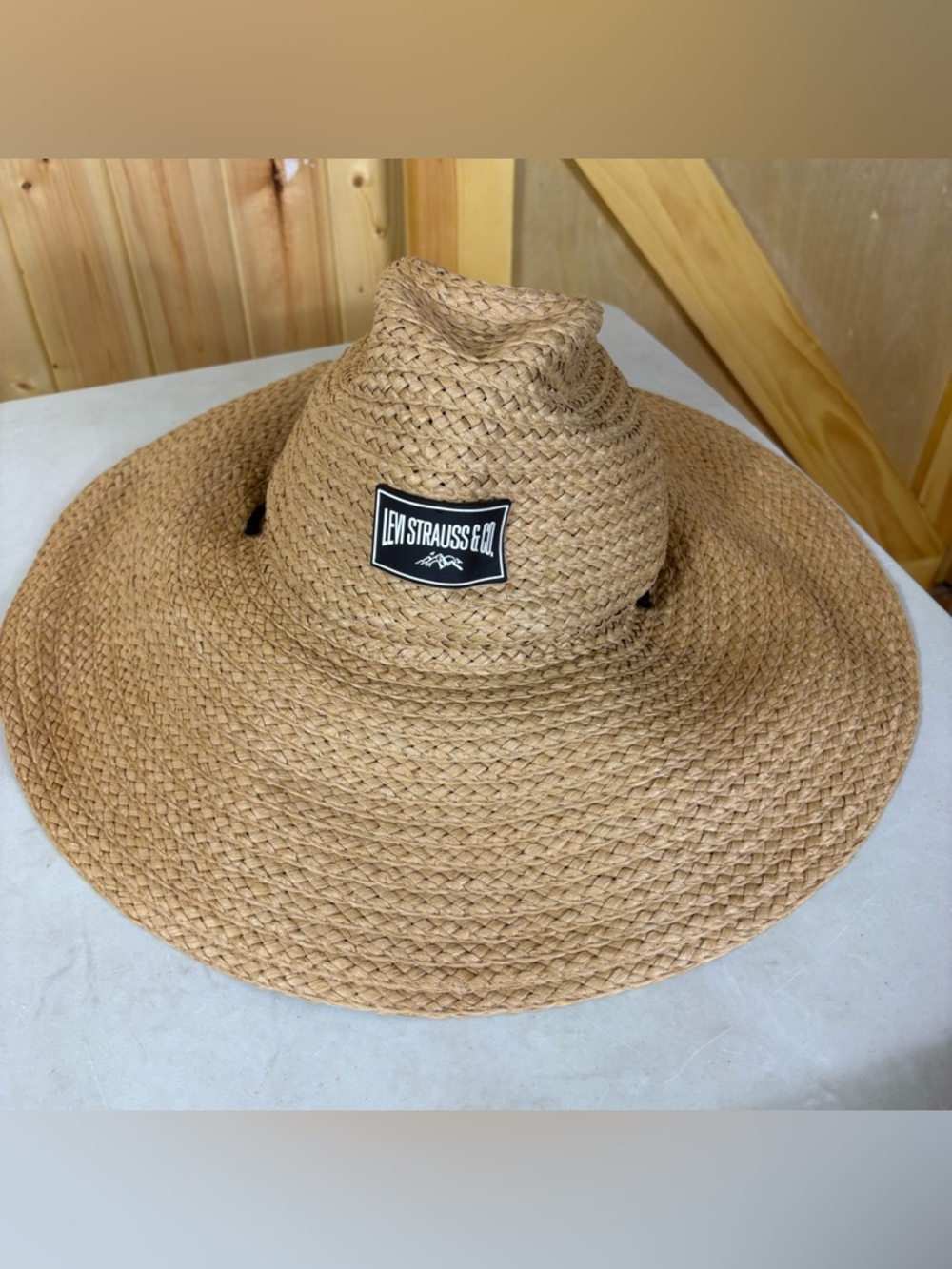 Levi’s Paper Hat L/XL Sun Protection Wide Brim Minimalist Beachy Shade Floppy